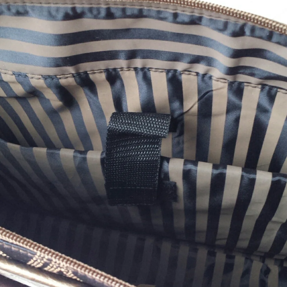 NWT Adrienne Vittadini laptop tote